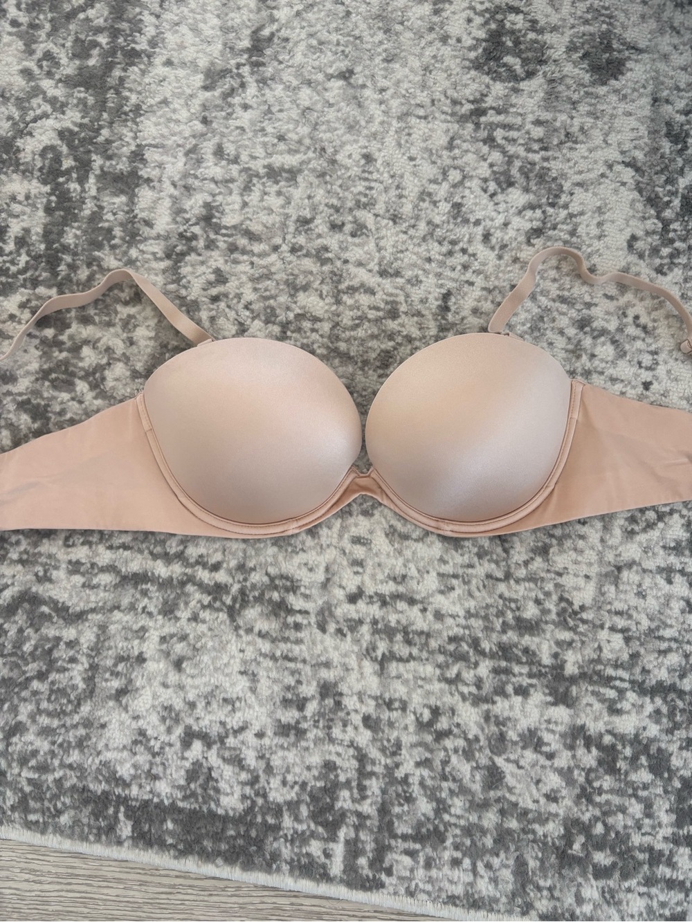 La Senza strapless push-up bra. Sz 36C. Convertible!